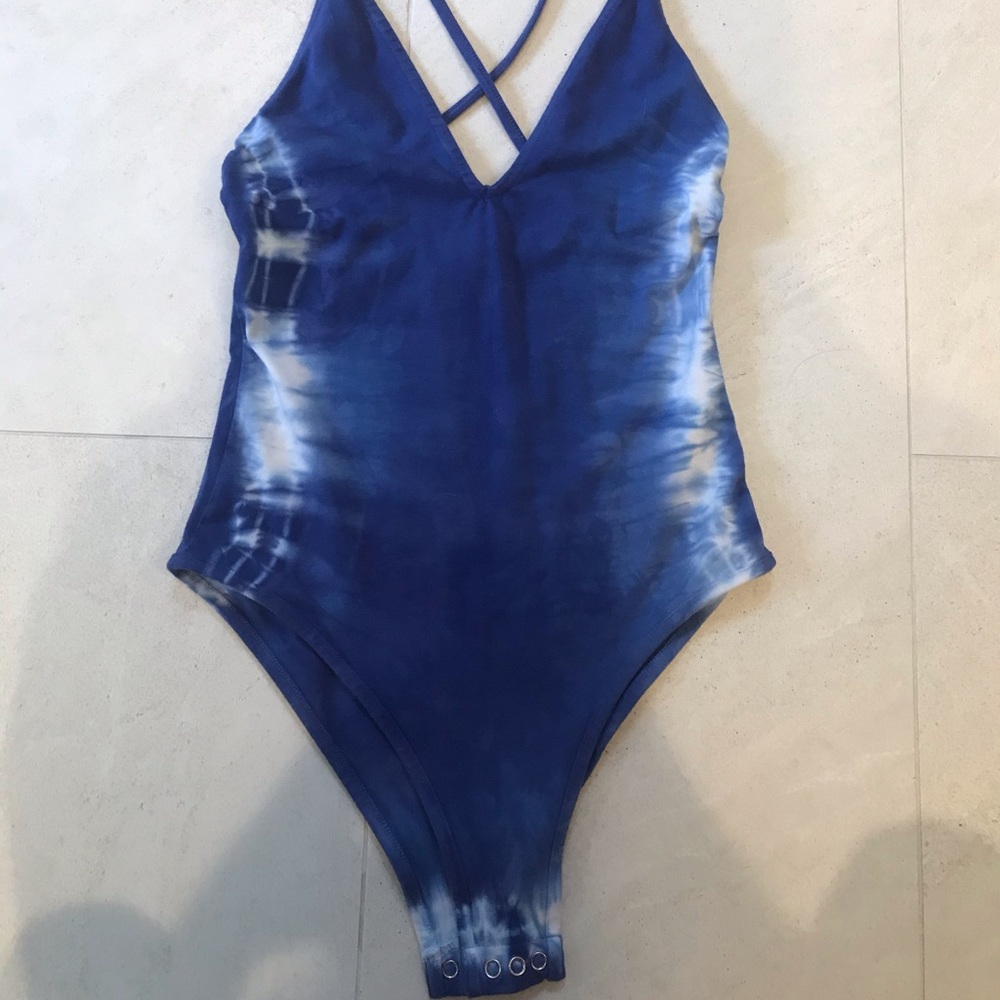 Top shop Blue Tie-die Bodysuit